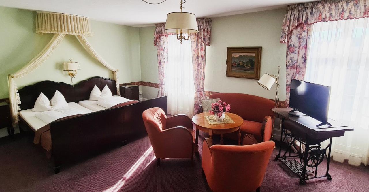 Historisches Hotel Zum Schwan Bad Karlshafen Eksteriør bilde