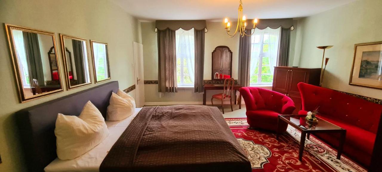 Historisches Hotel Zum Schwan Bad Karlshafen Eksteriør bilde